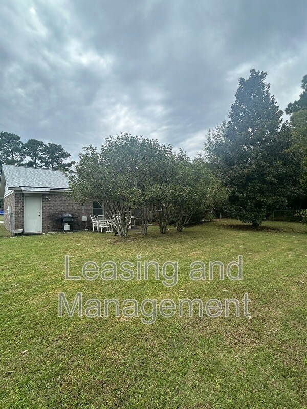 Building Photo - 7744 Rosin Dr