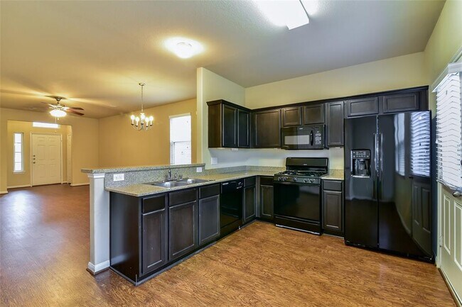 Building Photo - 13062 Rose Landing Dr