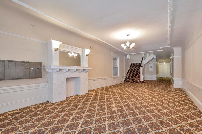 Building Photo - 1250 Taylor St