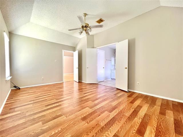 Building Photo - 2735 Wentworth Dr