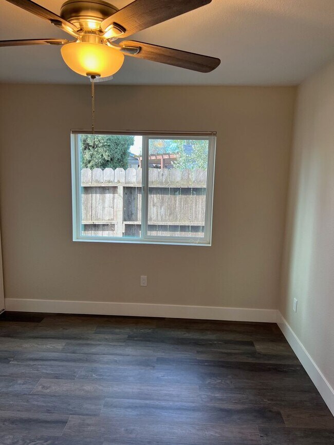 Building Photo - NEW BUILD! Beautifully designed mini home ...