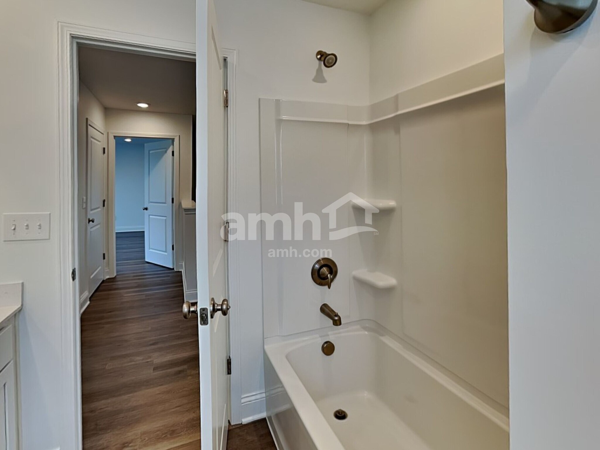 Building Photo - 9088 Henley Ave