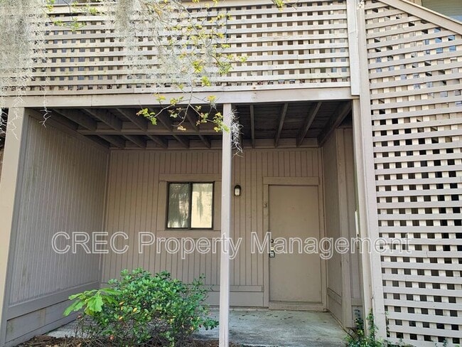 Building Photo - 2736 Jobee Dr