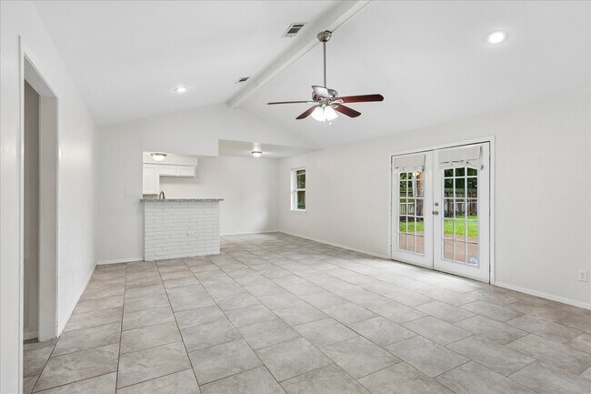 Building Photo - 5850 Southminster Dr