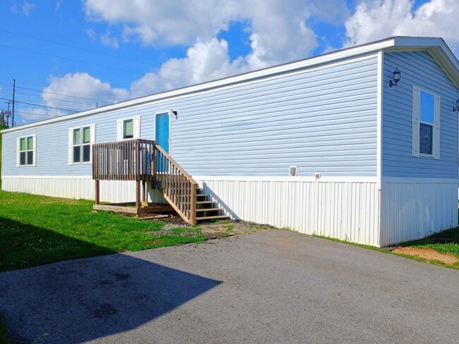 Building Photo - 1006 Ashley Way