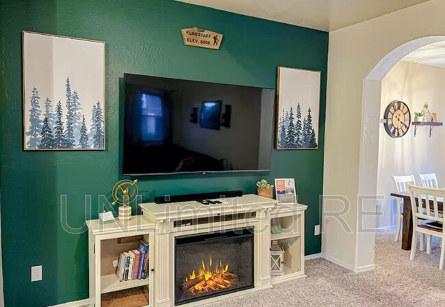 Building Photo - 11301 Flagstaff Meadows Dr