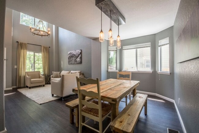 Building Photo - Immaculate 4B/3B in Superior - Available Early July - ONE WEEK FREE!