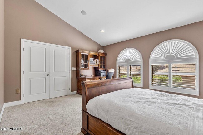 Building Photo - 10626 N Indian Wells Dr