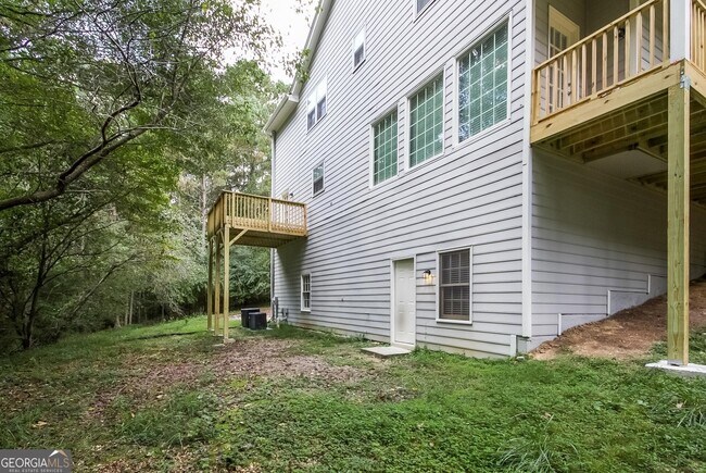 Building Photo - 1177 Justin Ln