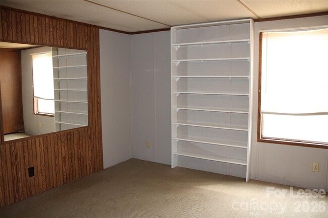 Building Photo - 8304 Stayman Ct