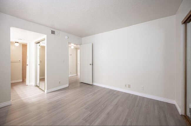 Building Photo - 5336 Mancos Ct