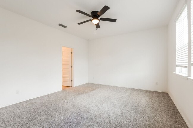 Building Photo - 13210 Hagerd Lp