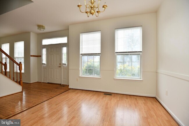 Building Photo - 10563 Talisa Ln