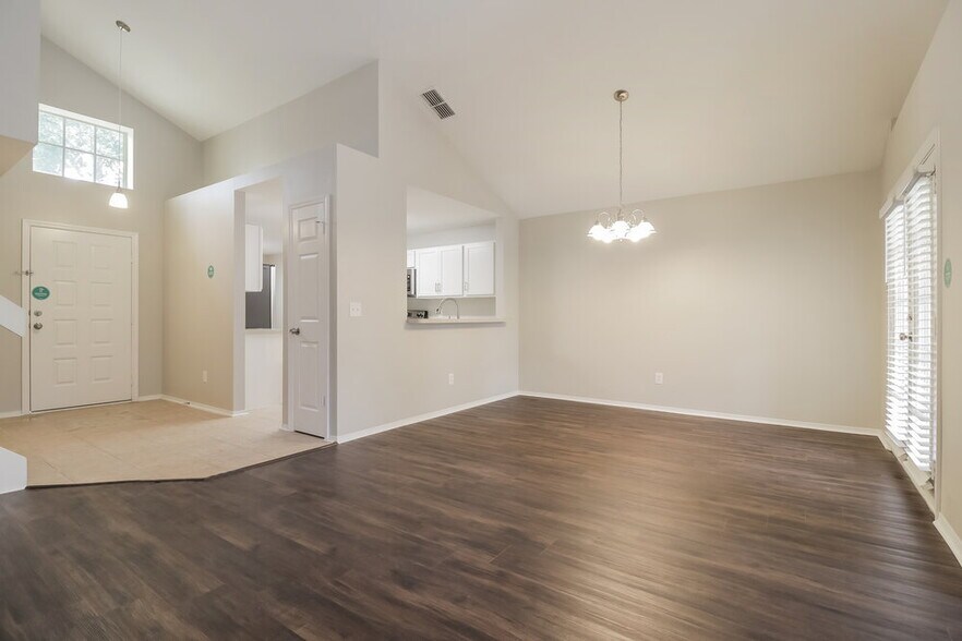 Building Photo - 766 Meadowside Ct