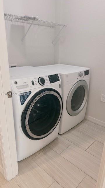 Building Photo - 805 SE 3rd Ave