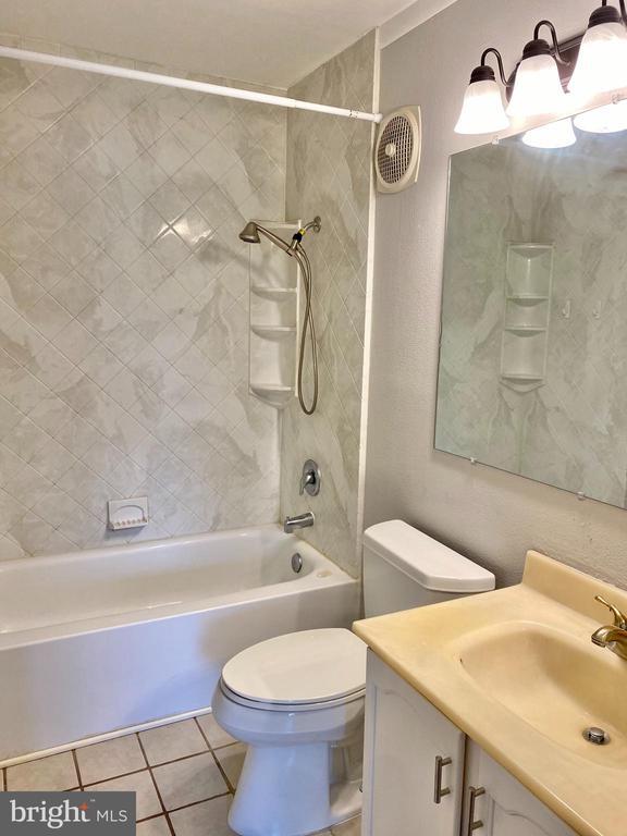 Building Photo - 1008 Clematis St