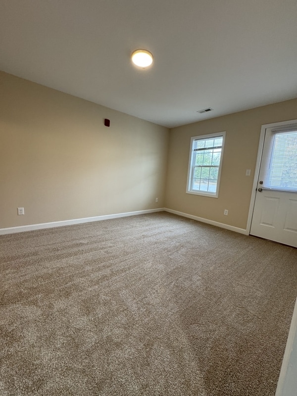 Building Photo - 1150 Cross Creek Cir