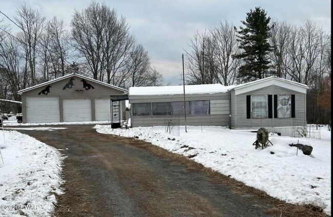 Building Photo - 223 Daniels Rd