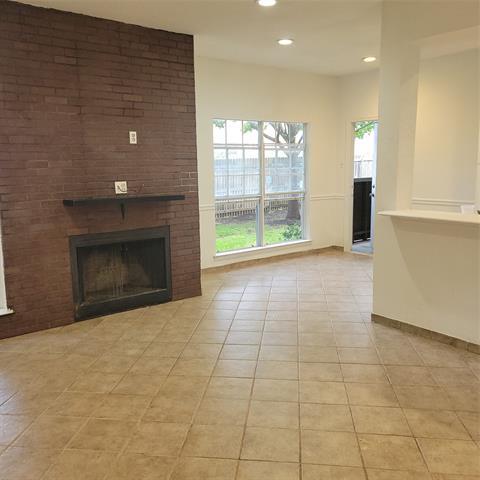 Building Photo - 3647 W Northgate Dr