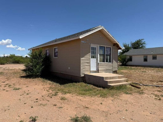 Building Photo - 2082 N Cougar Pl