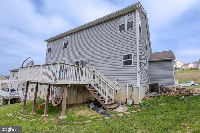 Building Photo - 3365 Alydar Rd