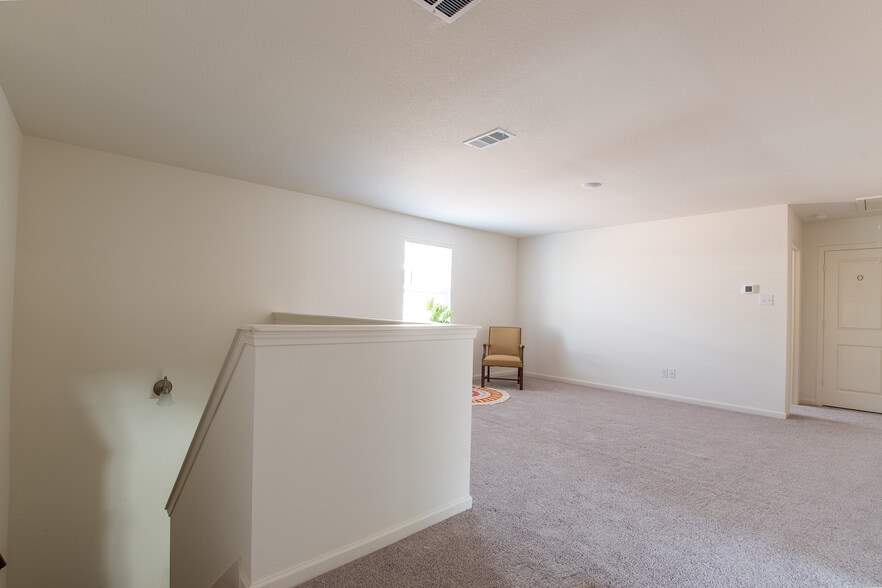 upstairs game room - 14141 Emeric St