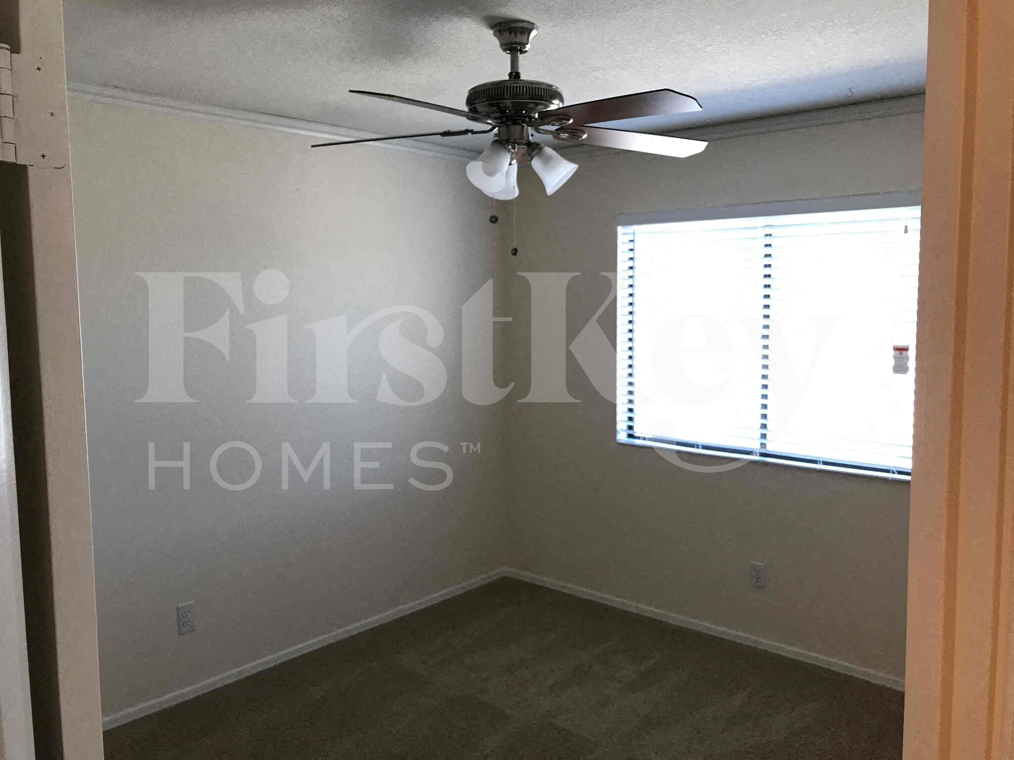 Building Photo - 4110 W Questa Dr