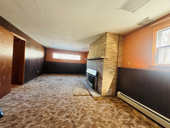 Building Photo - 100 Felters Rd