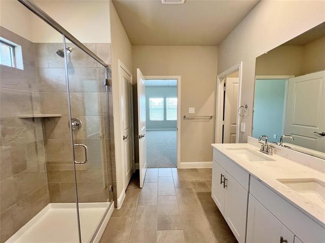 Building Photo - 678 Woodland Ave