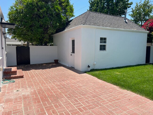 Building Photo - 1744 Stanton Ave