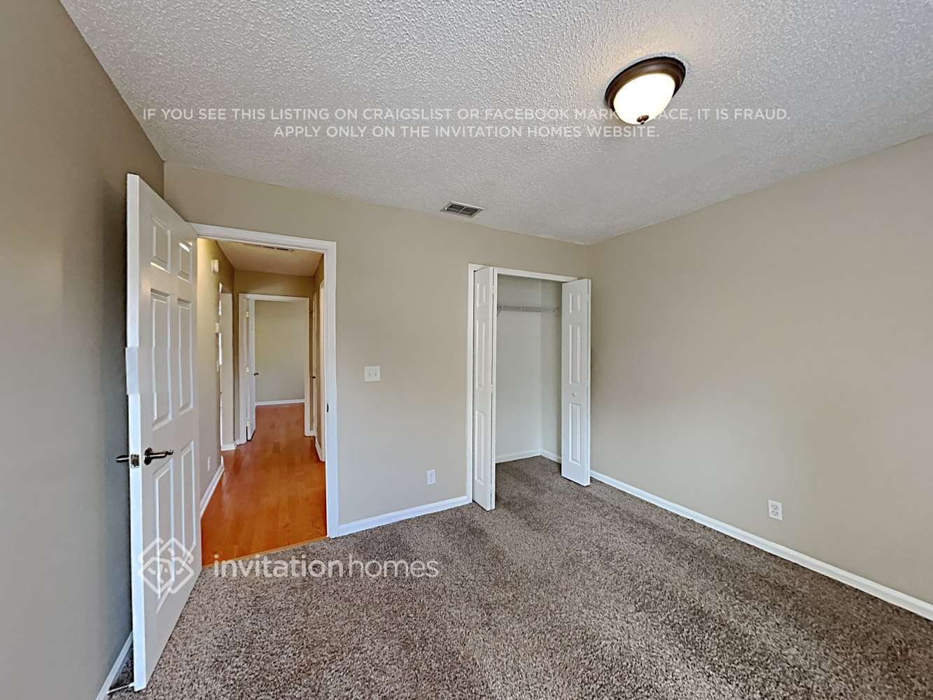 Building Photo - 1727 Blue Ridge Dr