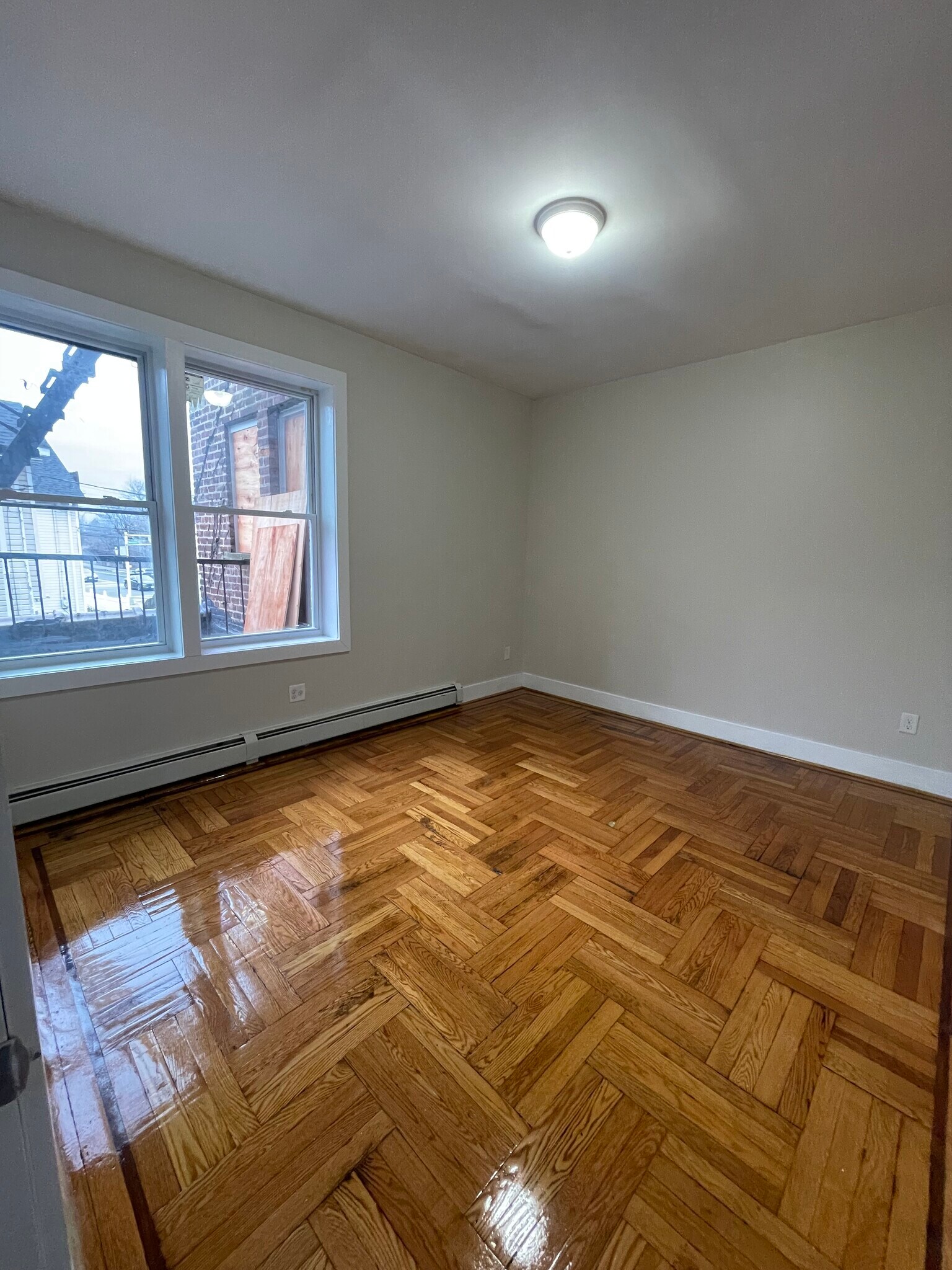 901 Bergen St 2C - 905 Bergen St