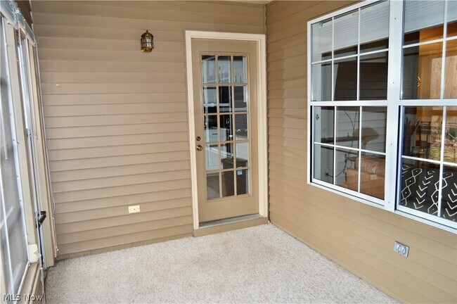 Building Photo - 1306 Fox Run Ct