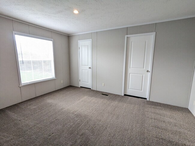 Building Photo - 443 Nevada