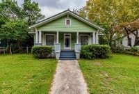Building Photo - 4 bed/2 bath single-family home for lease ...