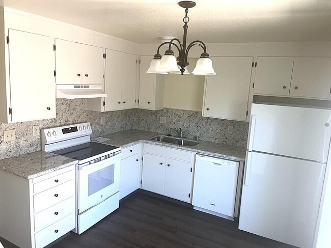 Building Photo - 42 Washington St