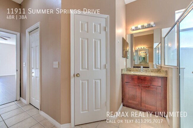 Building Photo - 11911 Summer Springs Dr