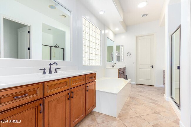 Building Photo - 2668 S Stuart Ave