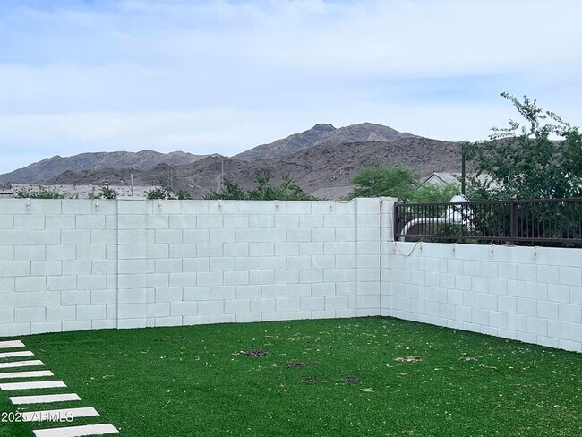 Building Photo - 5209 W San Gabriel Ave