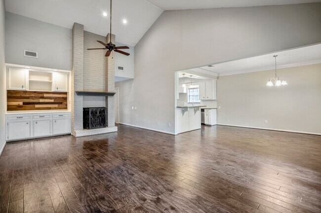 Building Photo - 3219 Fitzgerald Dr