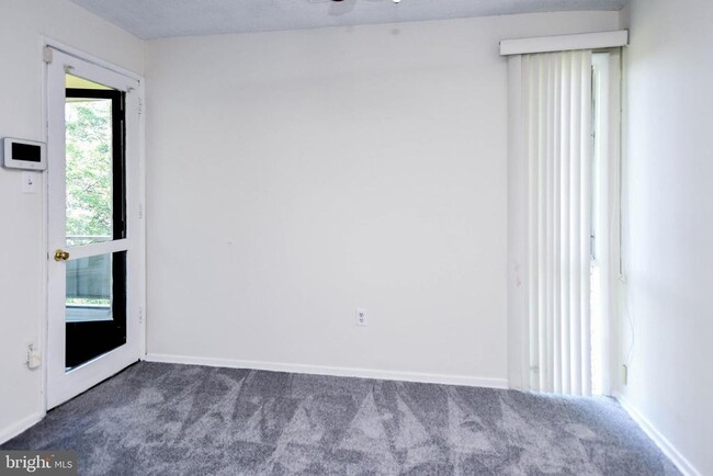 Building Photo - 7174 Donnell Pl
