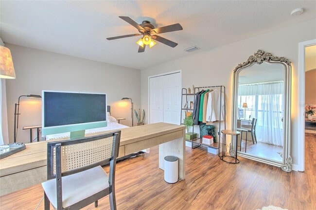 Building Photo - 11808 13th Way N