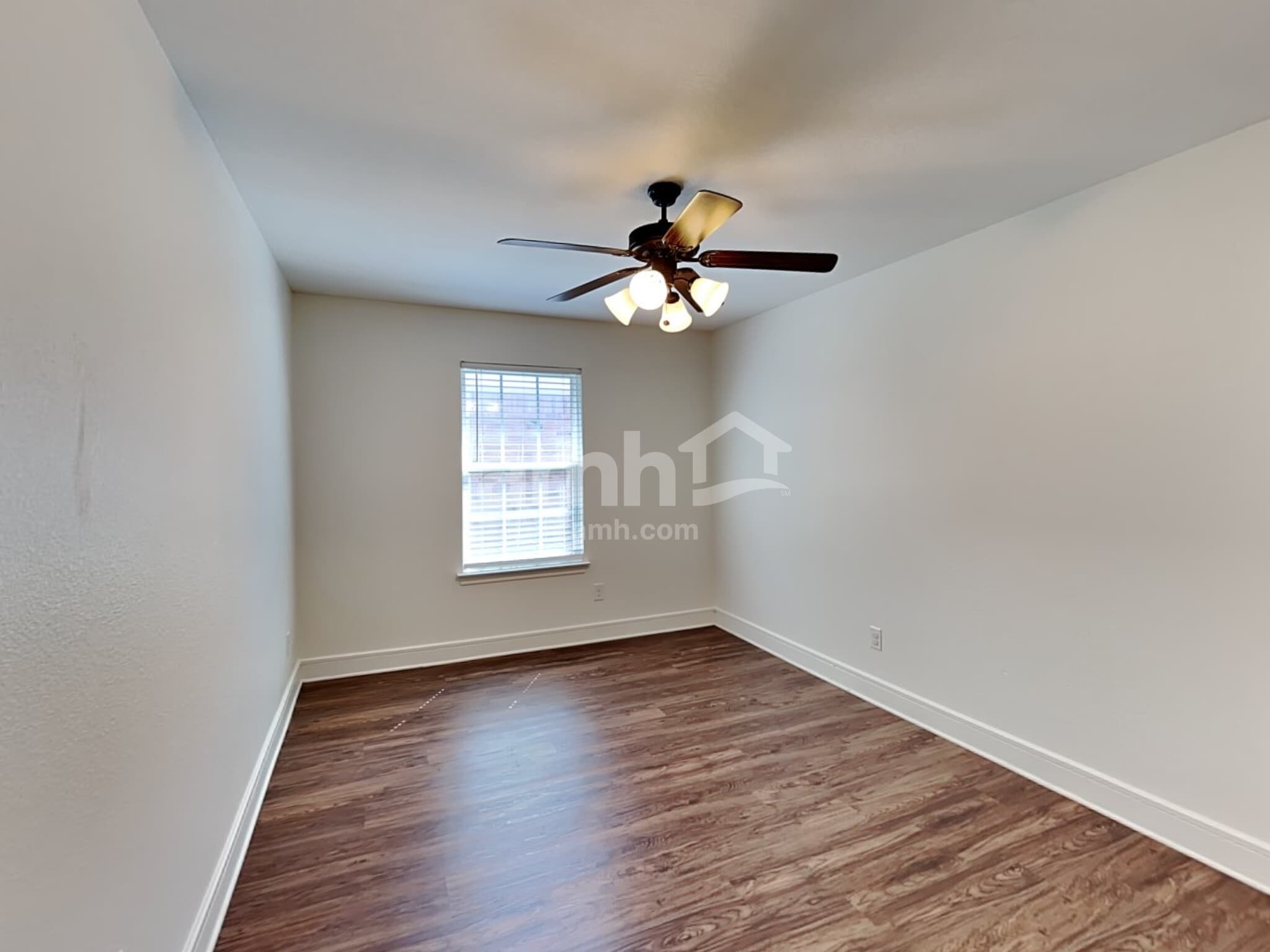 Building Photo - 1938 Cross Oaks Dr