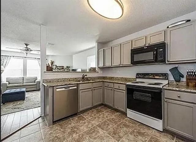 Building Photo - 2236 White Pine Dr