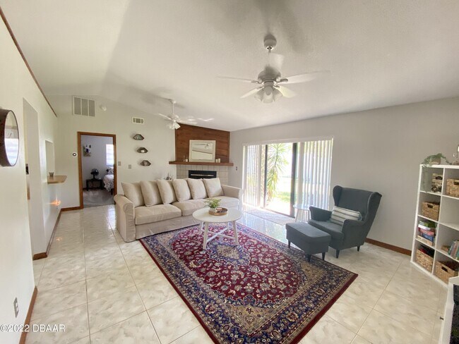 Building Photo - 54 Capistrano Dr