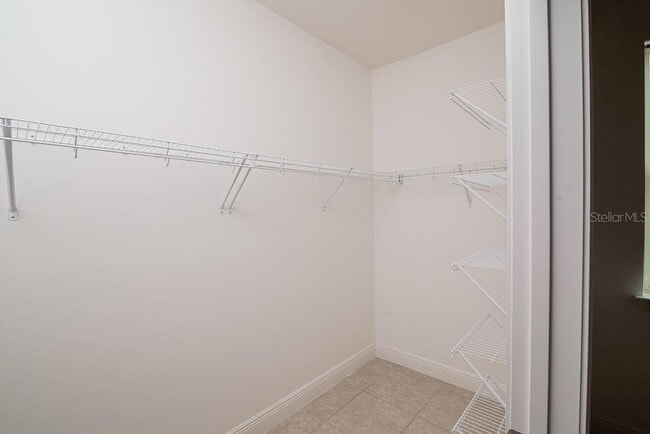 Building Photo - 7508 Wing Span Wy