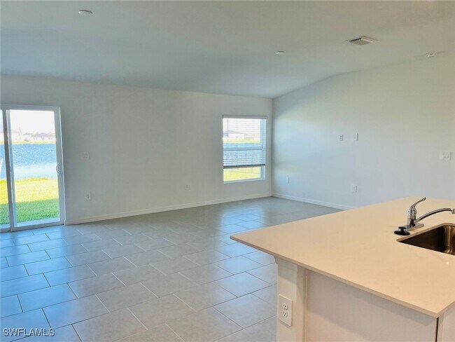 Building Photo - 17603 Paradiso Wy