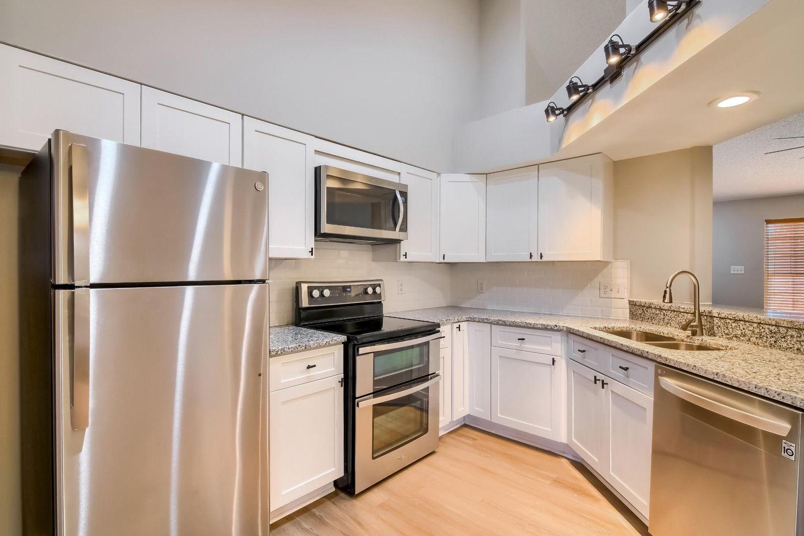 Building Photo - 7417 Wisconsin Ct