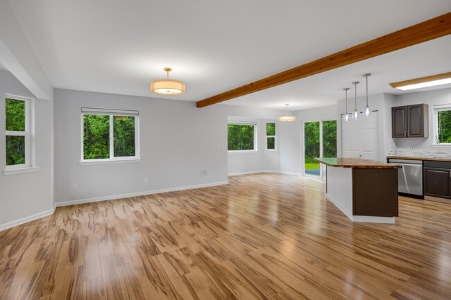 Building Photo - 6977 W Blondell Dr