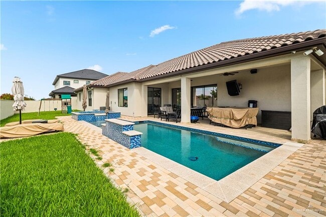 Building Photo - 24 Cornell Ave